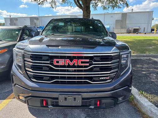 2022 GMC Sierra 1500 AT4