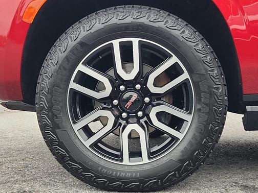 2023 GMC Yukon XL 4WD AT4