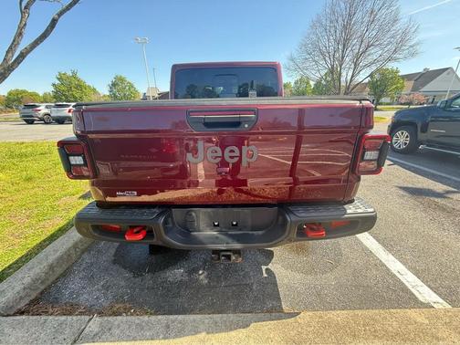 Snazzberry Pearlcoat 2021 Jeep Gladiator Rubicon