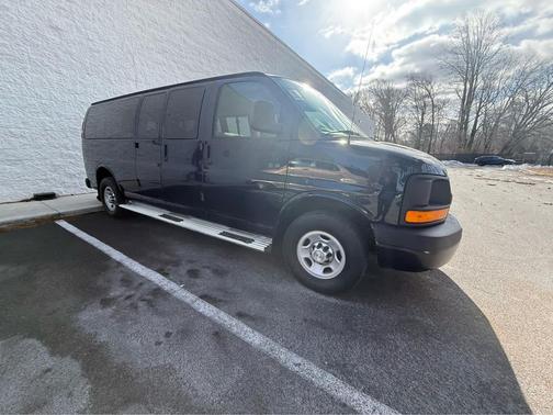 2014 Chevrolet Express 3500 LS