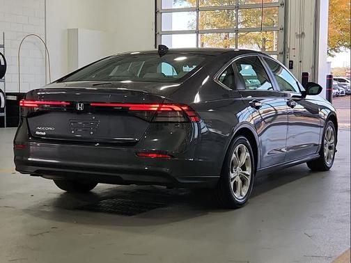 2023 Honda Accord LX 1.5T