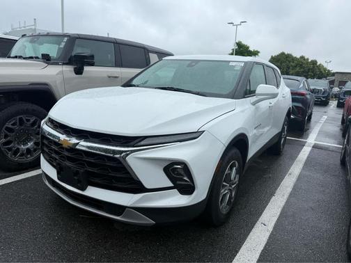 Summit White 2023 Chevrolet Blazer 2LT