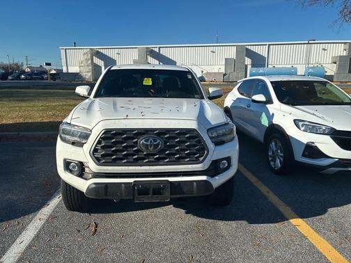 2023 Toyota Tacoma SR