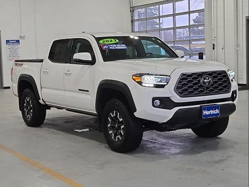 2023 Toyota Tacoma SR