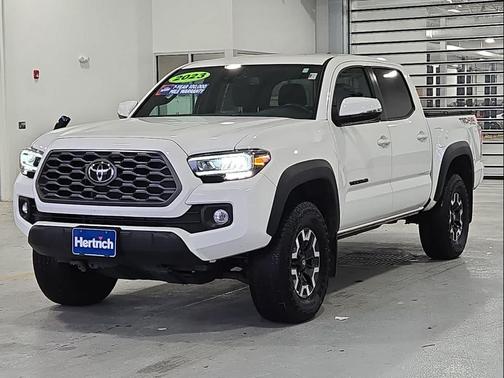 2023 Toyota Tacoma SR