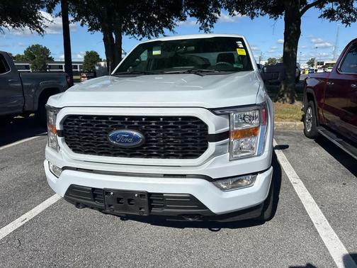 Space White Metallic 2022 Ford F-150 XL