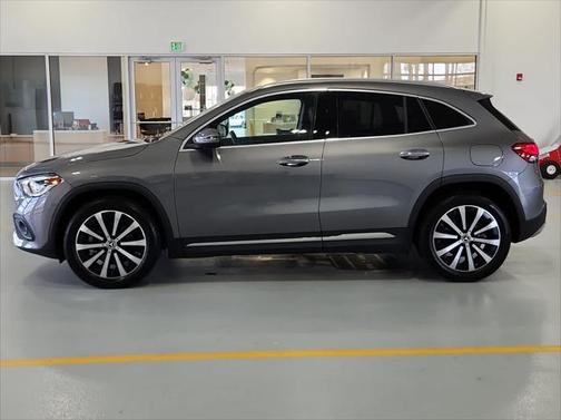 2021 Mercedes-Benz GLA 250 Base 4MATIC