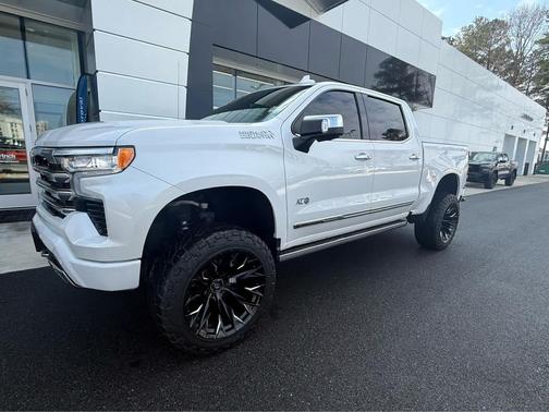 2022 Chevrolet Silverado 1500 High Country