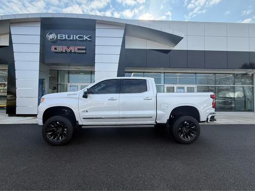 2022 Chevrolet Silverado 1500 High Country