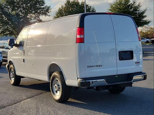 2025 GMC Savana 2500 Work Van