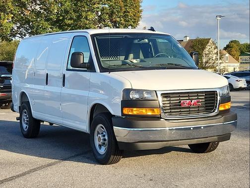 2025 GMC Savana 2500 Work Van