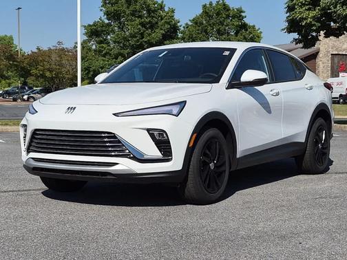 Summit White 2026 Buick Envista Preferred FWD