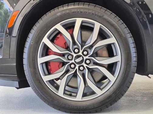 Stellar Black Metallic 2024 Cadillac XT6 Sport AWD