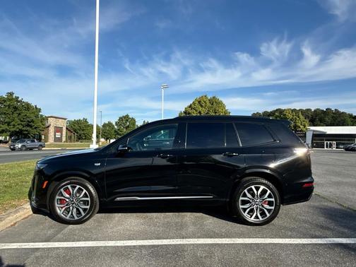 Stellar Black Metallic 2024 Cadillac XT6 Sport AWD