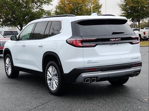 2026 GMC Acadia Elevation FWD