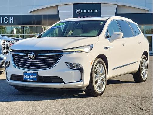 2023 Buick Enclave Premium AWD