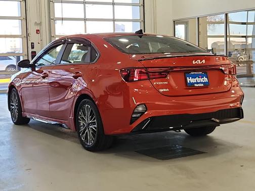 2022 Kia Forte GT-Line