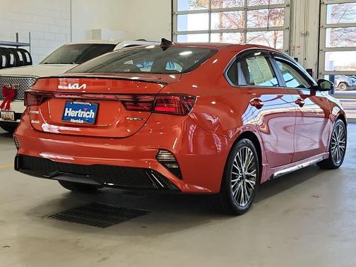 2022 Kia Forte GT-Line