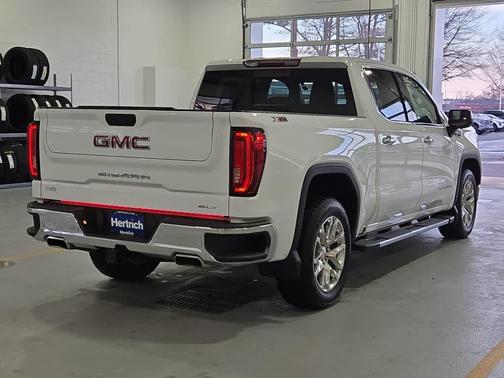 2021 GMC Sierra 1500 SLT