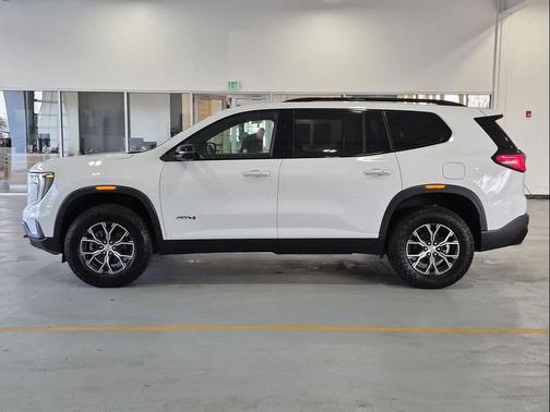 Summit White 2026 GMC Acadia AT4 AWD