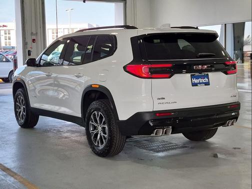 Summit White 2026 GMC Acadia AT4 AWD