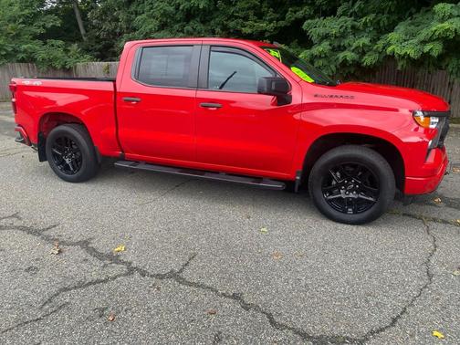 2022 Chevrolet Silverado 1500 Custom