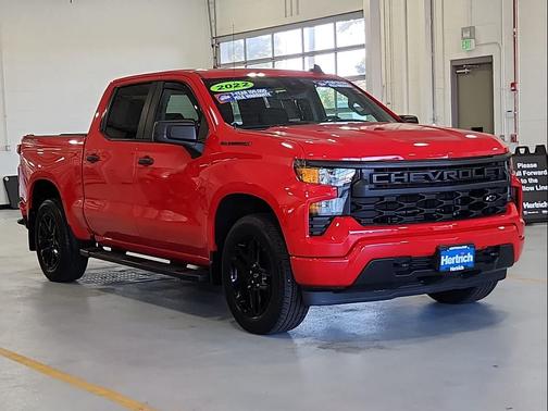 2022 Chevrolet Silverado 1500 Custom