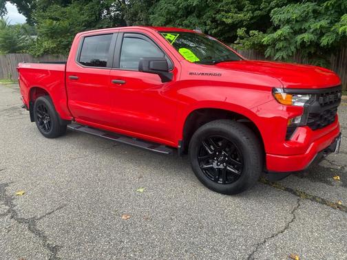 2022 Chevrolet Silverado 1500 Custom