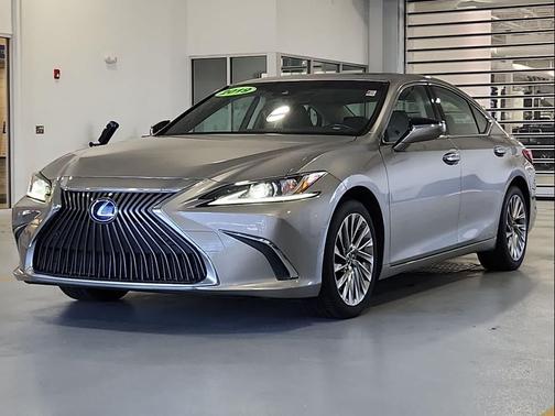 2019 Lexus ES 300h Luxury