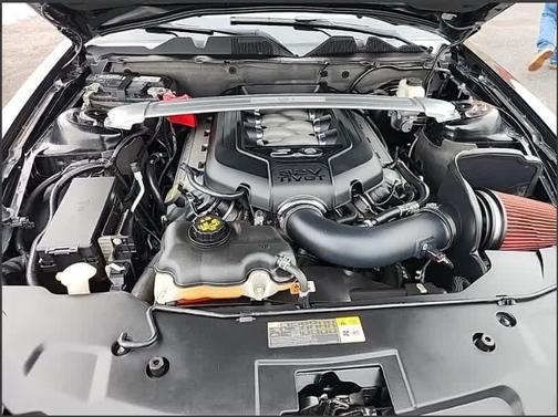 2012 Ford Mustang GT Premium