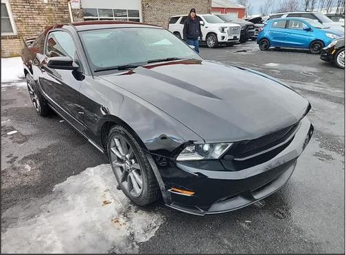 2012 Ford Mustang GT Premium