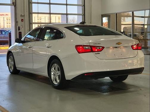 2022 Chevrolet Malibu 1LS