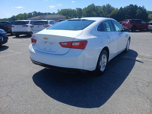 2022 Chevrolet Malibu 1LS