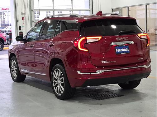 2023 GMC Terrain Denali