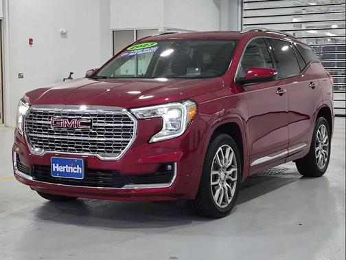 2023 GMC Terrain Denali