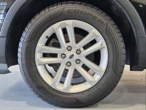 Shadow Black 2017 Ford Explorer Base