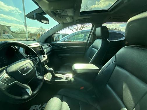 2018 GMC Acadia SLT-1