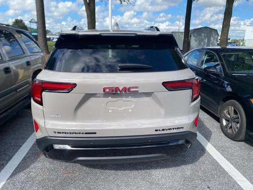 2025 GMC Terrain AWD Elevation