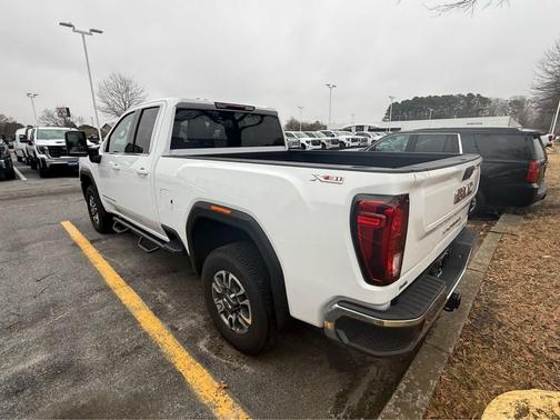 2024 GMC Sierra 2500 SLE