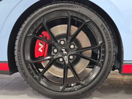 2025 Hyundai ELANTRA N Base