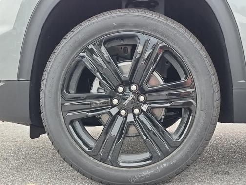 Sterling Metallic 2026 GMC Acadia Elevation FWD