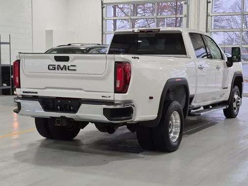 2021 GMC Sierra 3500 SLT