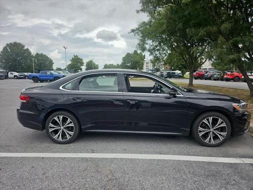2020 Volkswagen Passat 2.0T SE