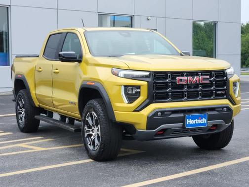 2023 GMC Canyon AT4