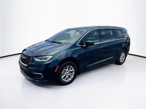 2025 Chrysler Pacifica L