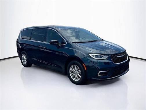 2025 Chrysler Pacifica L