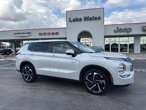 2023 Mitsubishi Outlander PHEV SE S-AWC