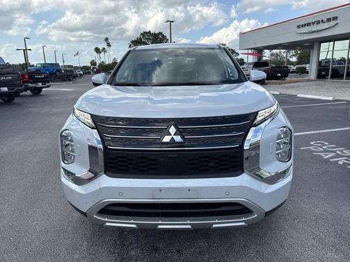 2023 Mitsubishi Outlander PHEV SE S-AWC