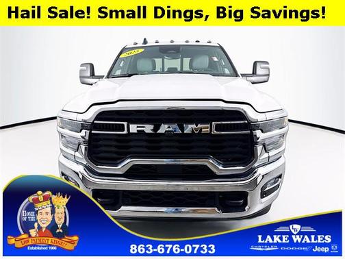 2025 RAM 3500 Tradesman Crew Cab 4x4 8' Box