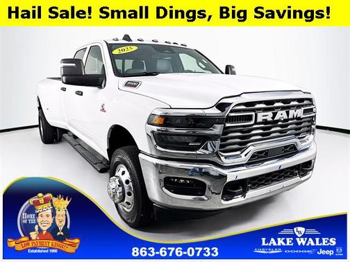 2025 RAM 3500 Tradesman Crew Cab 4x4 8' Box